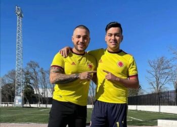Artistas de música popular formaron una dupla goleadora