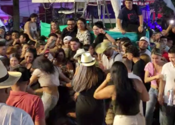 Siete heridos dejó pelea en pleno concierto del Charrito Negro en Cocorná