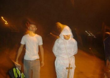 Rigoberto Cortés: El Animero de Marinilla que Reza por las Almas y Trabaja por su Pueblo como Concejal